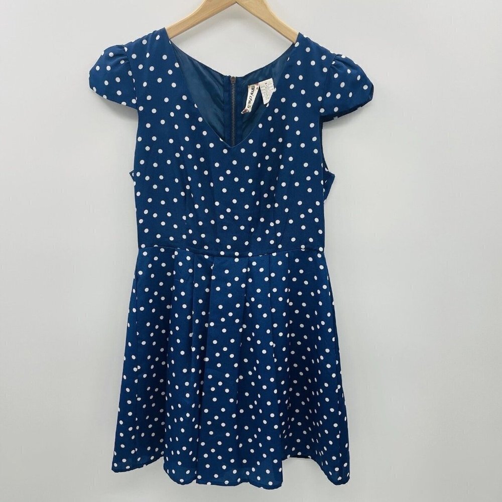 Mimi Chica Juniors Size Medium Polka Dot Capped Sleeve A Line Dress in‎ Blue